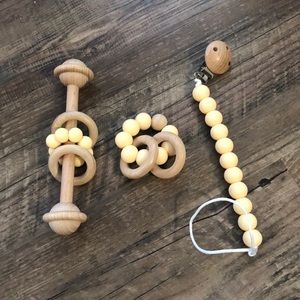 Newborn wood rattles and matching pacifier clip